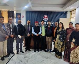 Kunihar_The_SVN_School_organised_a grand_district_level_youth_parliament.