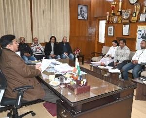 Shimla_Silver_carving_will_be_done_in_the_sanctum_sanctorum_of_Hanuman_Temple_Jakhu_the_trust_has_given_approval.