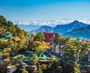 Himachal-Snowfall-in-high-altitude-areas-fog-alert-in-plains