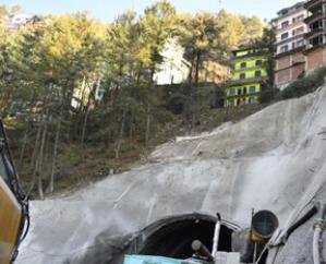 NHAI-will-provide-all-possible-assistance-to-the-people-of-Chalaunthi-in-Shimla