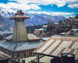 Himachal_Cold_wave_wreaks_havoc_in_the_state_rain_and_snowfall_expected_from_January_16