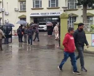 Hamirpur_court_threatened_with_bombing_e-mail_creates_panic