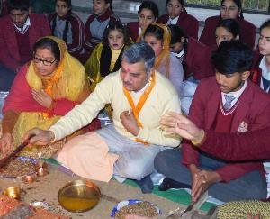 Kunihar_Basant_Panchami_festival_celebrated_with_great_enthusiasm_in_BL_School