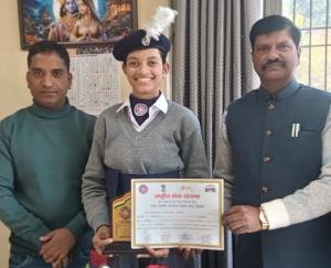 Kangra_Student_of_Gummar_School_welcomed_in_school_had_participated_in_Republic_Day_parade_in_Shimla