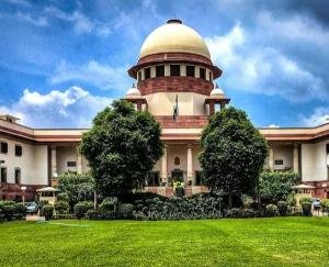 Supreme_Court_strict_against_free_schemes_know_the_whole_matter