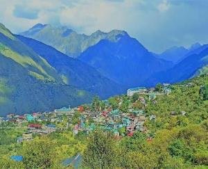 Himachal_Clear_weather_today_day_temperature_rises_rain_and_snowfall_expected_on_this_day