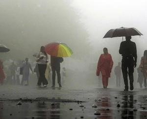 Himachal_Weather_to_worsen_today_rain_and_snowfall_expected_in_higher_reaches_learn_the_latest_updates