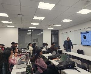 Solan: Yogananda School of AI organized a hands-on workshop on Generative AI
