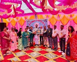Kangra-Annual-prize-distribution-ceremony-held-at-Sugbhatoli-College-MLA-Malendra-Rajan-was-present