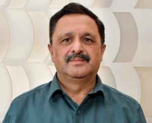 Solan Deputy Commissioner Manmohan Sharma among the country's top 25 officials.