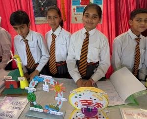 Solan: Science exhibition successfully organized at Dayanand Adarsh Vidyalaya.
