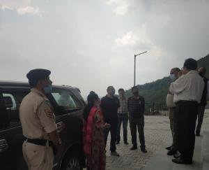 डीसी सोलन ने दाड़लाघाट में किया औचक निरिक्षण 