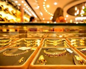 सुनार का कारीगर 13 तोले सोना लेकर फरार