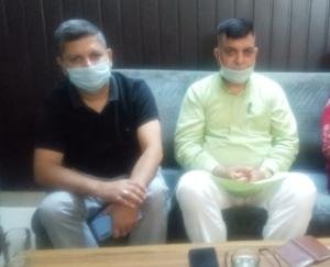 पांच गुना अधिक कीमत पर खरीदे गए सेनिटाइजर