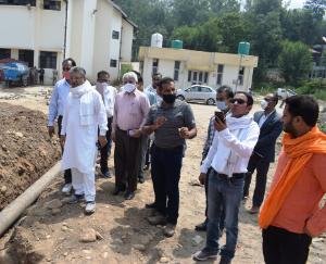 विधायक सुभाष ठाकुर ने किया लुहणू मैदान में स्थित खेल परिसर का निरीक्षण