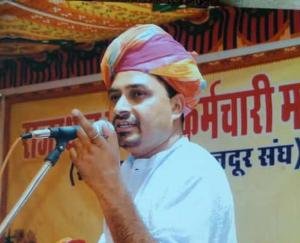 एसीसी प्रबंधन वर्ग कर रहा है ठेका श्रमिक नियम का उल्लंघन : शिव राम सांख्यान