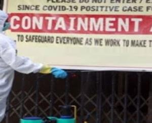 ईद के त्यौहार पर कोरोना वायरस का असर, घर पर रहकर की नमाज़ अदा