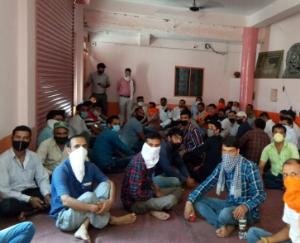 protest-truck-operators-ambuja-company