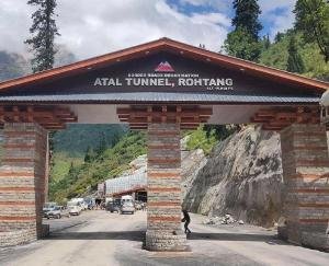 Atal-Tunnel-Rohtangs-launch-ceremony-will-be-broadcast-live