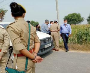cbi-probe-into-hathras-case-team-reaches-victims-village