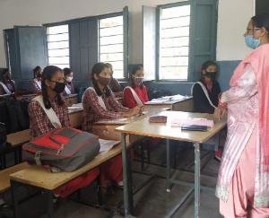 Cancer-Awareness-Day-celebrated-in-Secondary-school-Dhundhan
