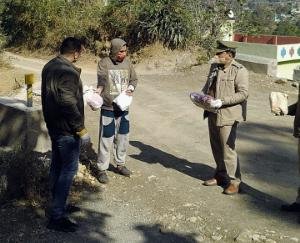 एसएचओ दाड़लाघाट ने मानवता का दिया परिचय