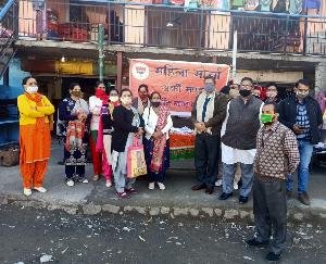 Mahila-Morcha-Arki-distributed-masks-and-sanitizers