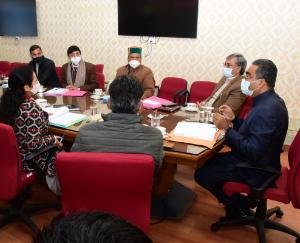 handicrafts-and-handloom-products-will-be-available-online