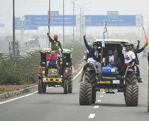 Farmers-got-permission-for-tractor-rally