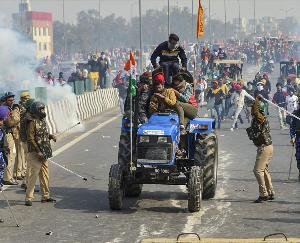 Farmer-leader-apologizes-on-Delhi-violence 