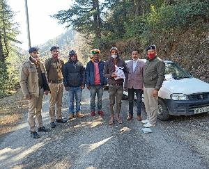 पद्धर पुलिस ने एक युवक से की 2 किलो 770 ग्राम चरस बरामद