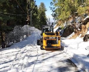 पर्यटकों के लिए जलोड़ी जोत तक एन एच प्राधिकरण ने किया यातायात बहाल