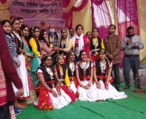 धुंदन के धुंदनेश्वर मठ मैदान में जिला स्तरीय युवा दिवस का आयोजन 