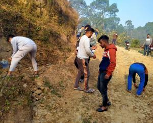 Youth of Parshuram Yuva Mandal Ghadoli inaugurated five-day work camp