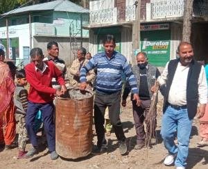  दावटी में  ग्राम सभा के आयोजन के बाद चलाया गया सफाई आयोजन