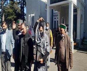 Ruling party-opposition catwalk on the agenda of suspended legislators