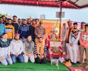 Dadlaghat: A huge bhandara was organized due to the Gram Panchayat Rowdy Shiva Festival.